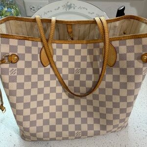 Louis Vuitton Neverfull Mm